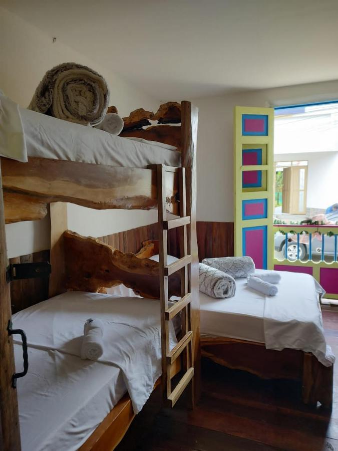 Hotel Hostal Casa Madrigal à Filandia Extérieur photo