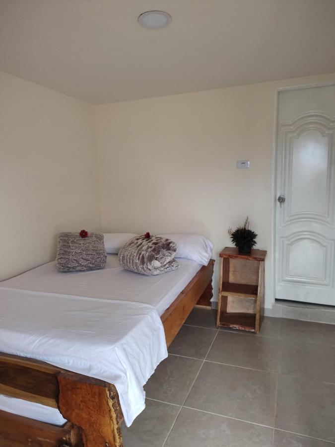 Hotel Hostal Casa Madrigal à Filandia Extérieur photo