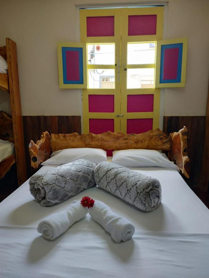 Hotel Hostal Casa Madrigal à Filandia Extérieur photo